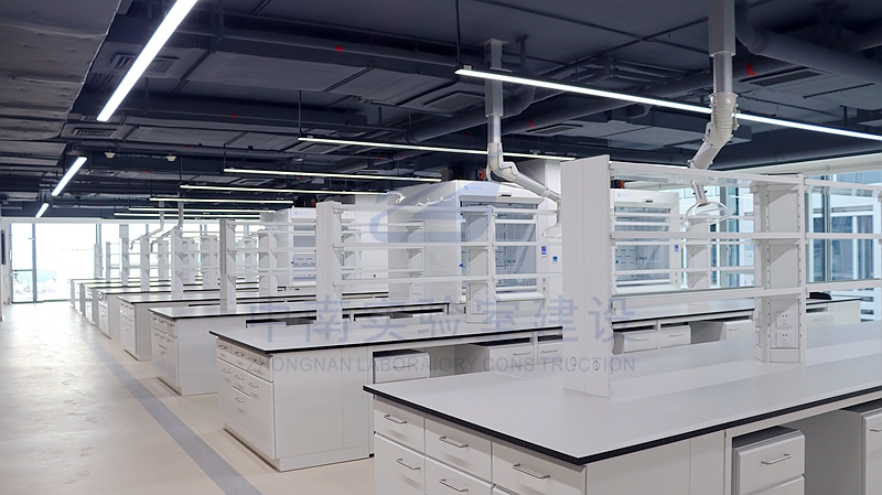 医学实验室建设厂家：如何能平衡"快"与"准"？